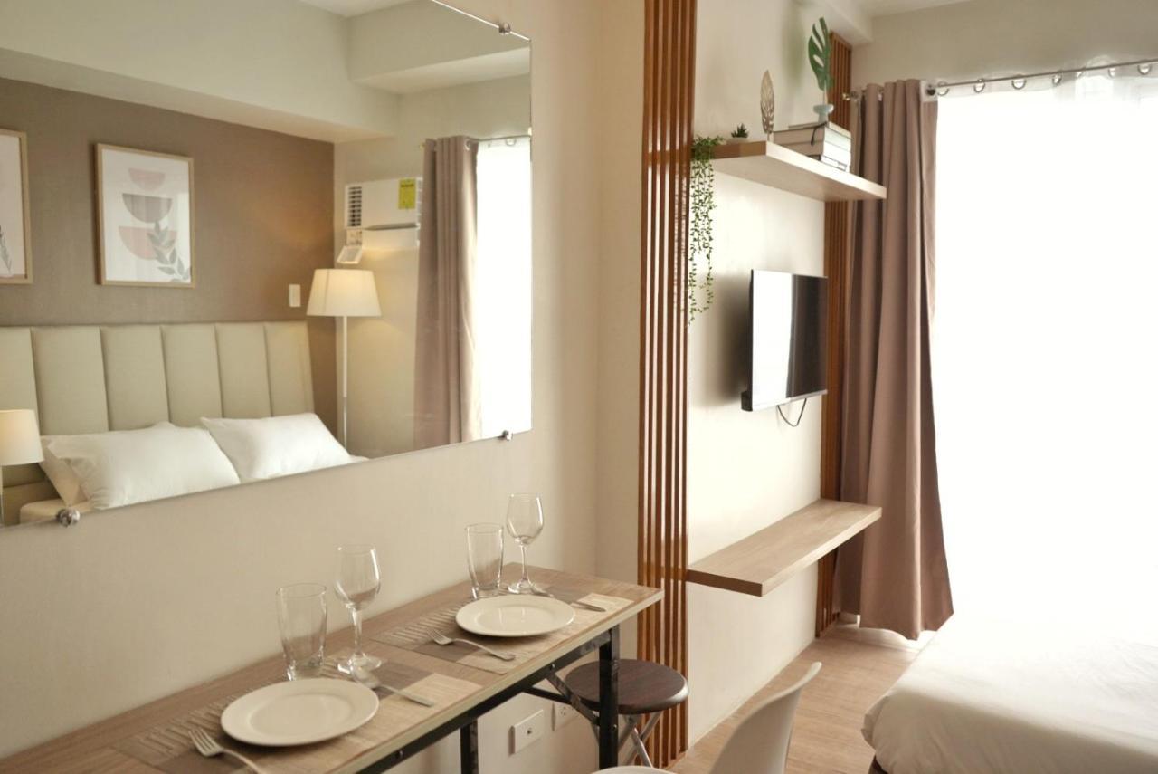 Quince Studio W/ Balcony Orochi Staycation Ph At Loop Tower Cdo Cagayan de Oro Exterior foto